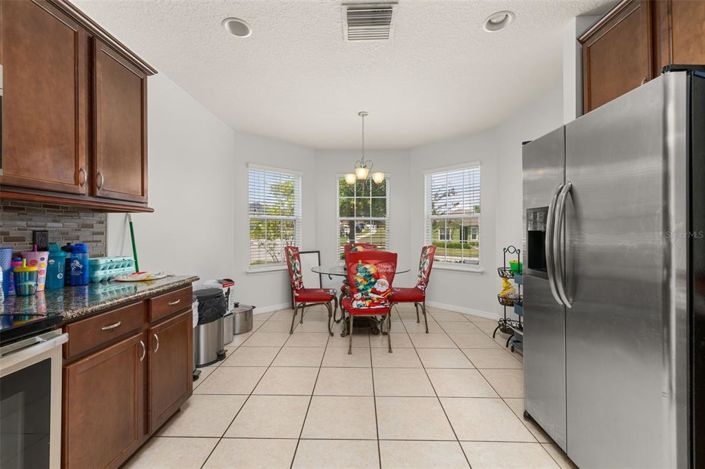 Image No.11-3 Bed Property for sale