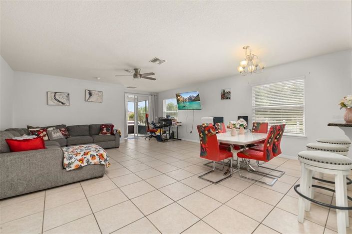 Image No.13-3 Bed Property for sale