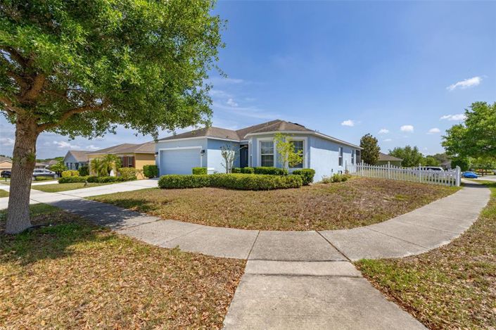 Image No.3-3 Bed Property for sale