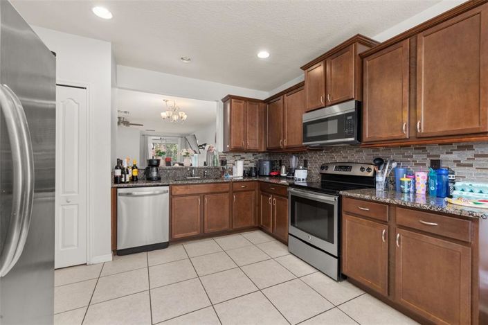 Image No.9-3 Bed Property for sale