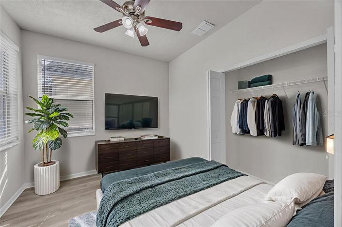 Image No.18-4 Bed Property for sale