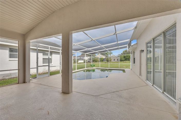 Image No.26-4 Bed Property for sale