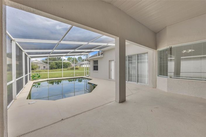 Image No.27-4 Bed Property for sale