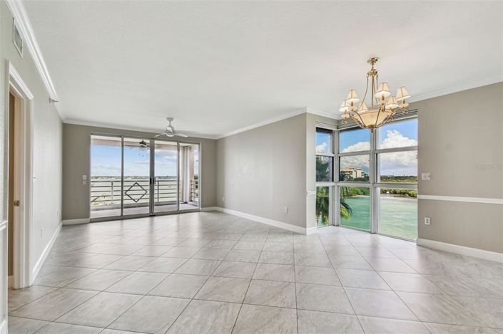 Image No.28-2 Bed Property for sale