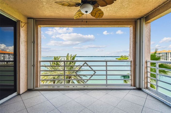 Image No.42-2 Bed Property for sale