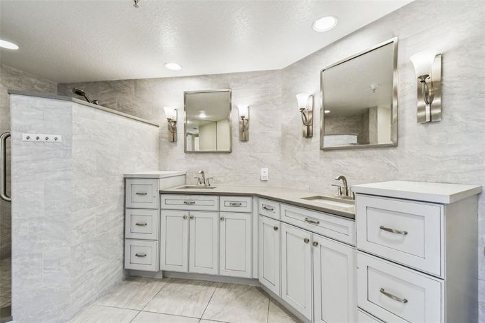 Image No.51-2 Bed Property for sale