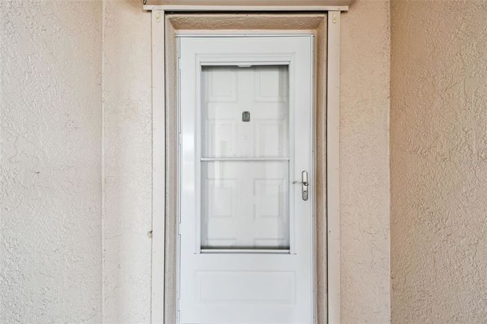 Image No.6-2 Bed Property for sale