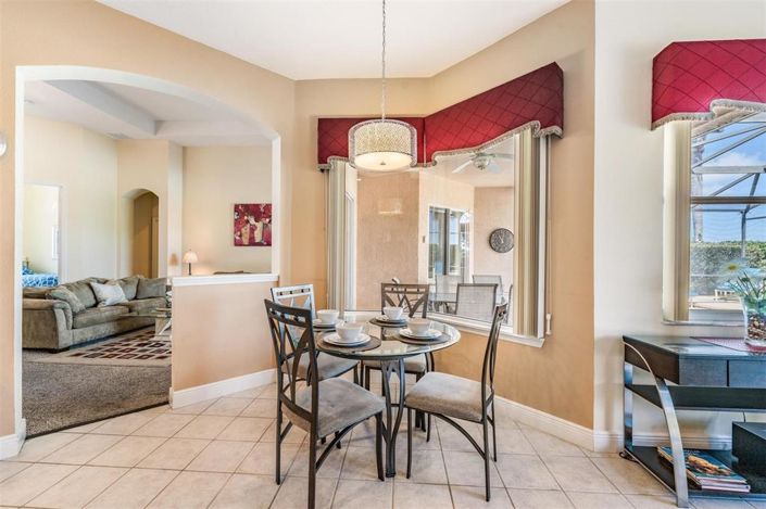 Image No.14-5 Bed Property for sale