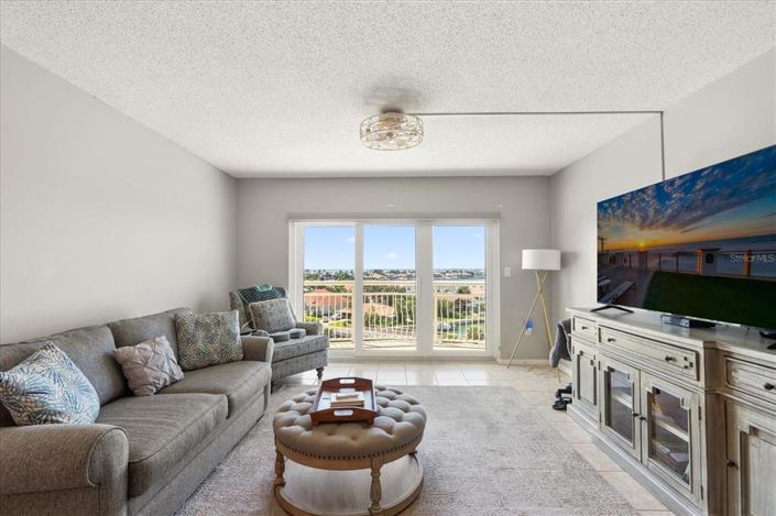 Image No.15-1 Bed Property for sale