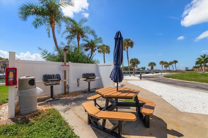 Image No.30-1 Bed Property for sale