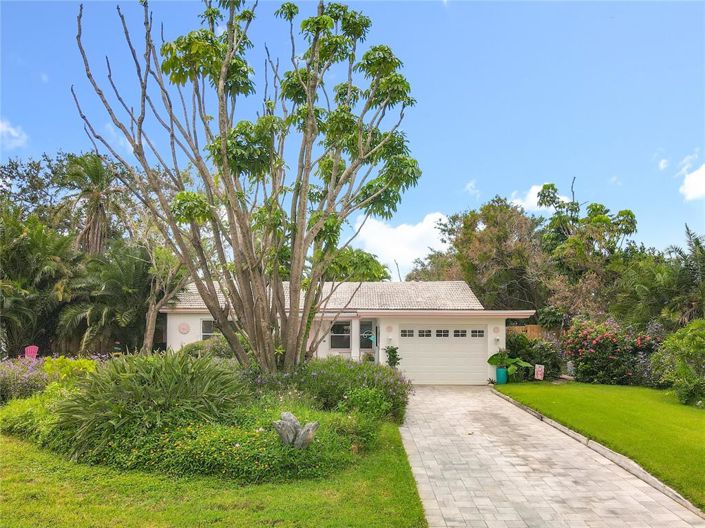 Image No.2-2 Bed Property for sale