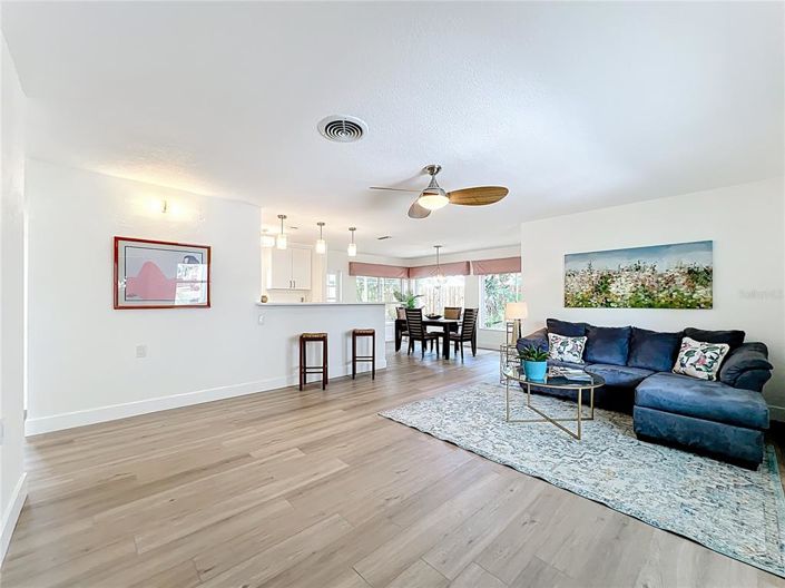 Image No.3-2 Bed Property for sale