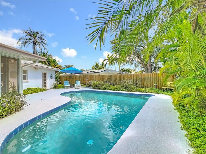 Image No.32-2 Bed Property for sale