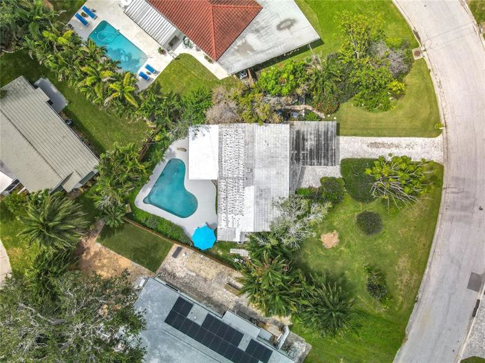 Image No.42-2 Bed Property for sale