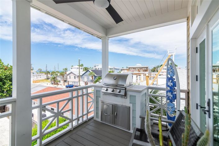 Image No.24-3 Bed Property for sale