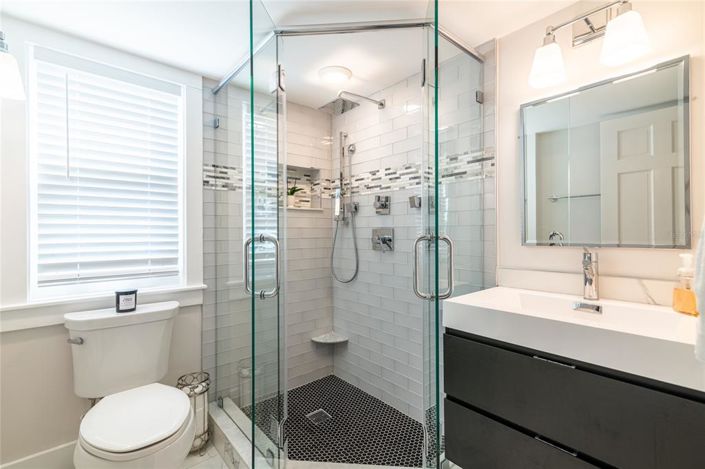 Image No.27-3 Bed Property for sale