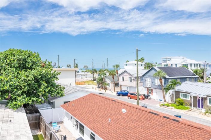 Image No.28-3 Bed Property for sale