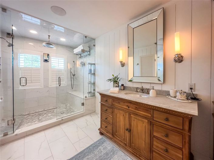 Image No.33-3 Bed Property for sale