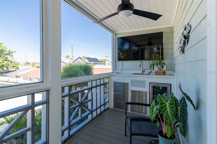 Image No.42-3 Bed Property for sale