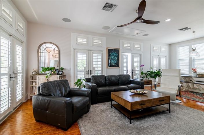 Image No.6-3 Bed Property for sale