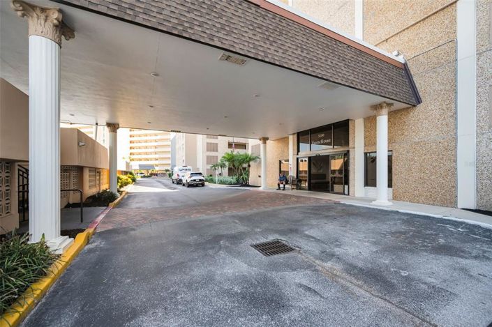 Image No.25-2 Bed Property for sale