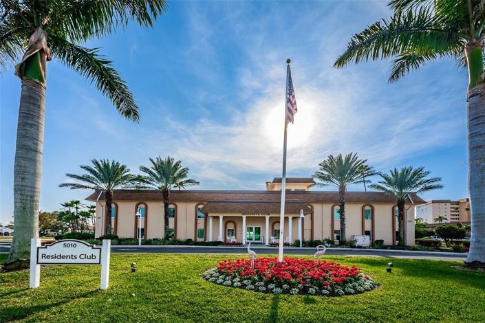 Image No.52-2 Bed Property for sale