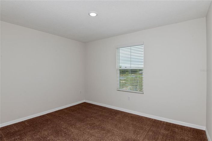 Image No.17-3 Bed Townhouse for sale