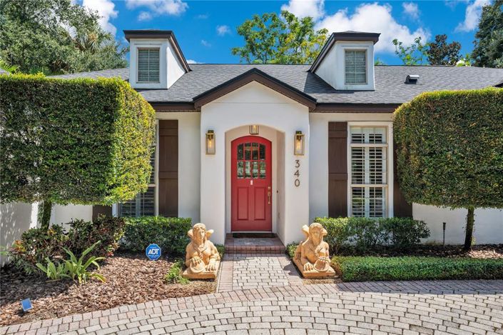 Image No.4-4 Bed Property for sale