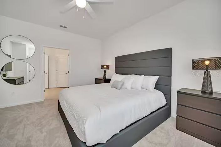 Image No.33-15 Bed Property for sale