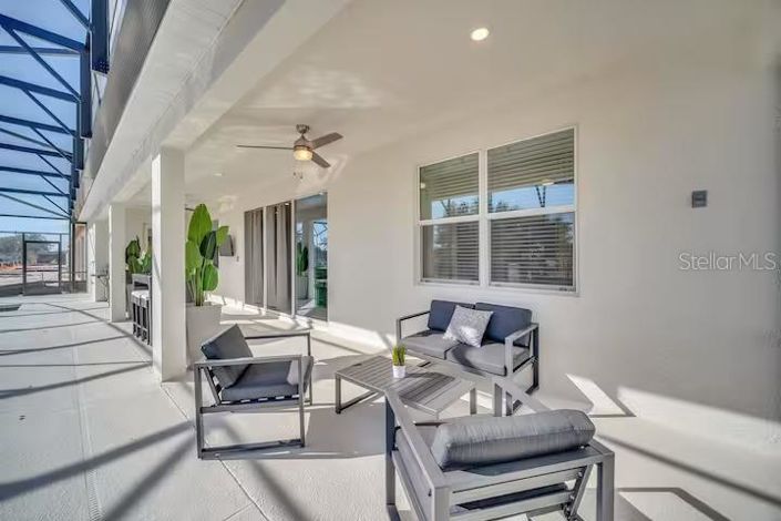 Image No.45-15 Bed Property for sale