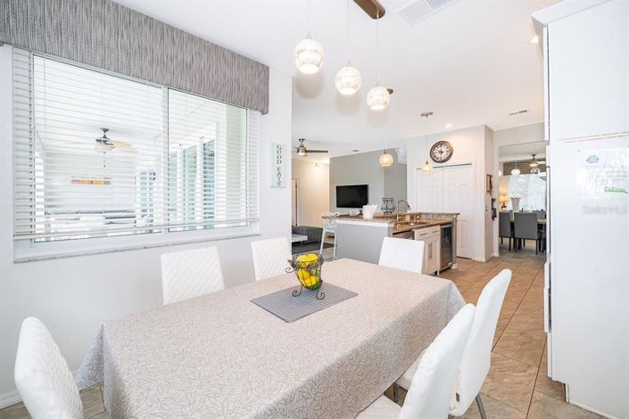 Image No.19-6 Bed Property for sale