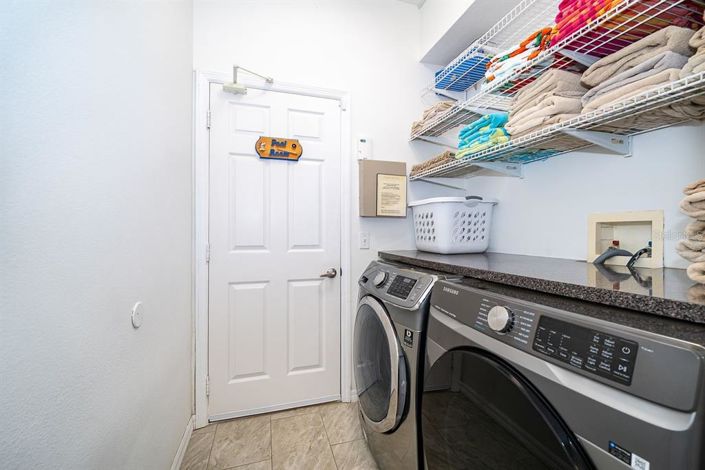 Image No.38-6 Bed Property for sale