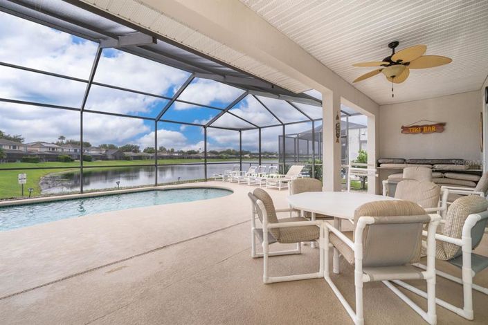 Image No.40-6 Bed Property for sale