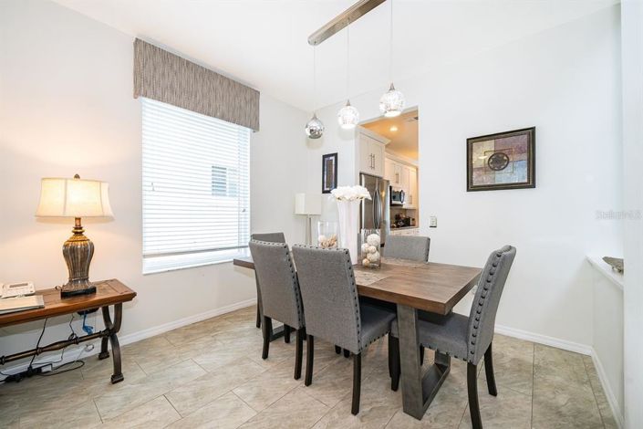 Image No.9-6 Bed Property for sale