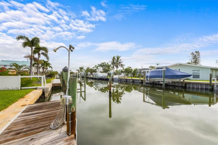 Image No.59-5 Bed Property for sale