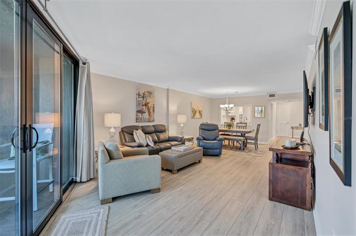 Image No.28-2 Bed Property for sale