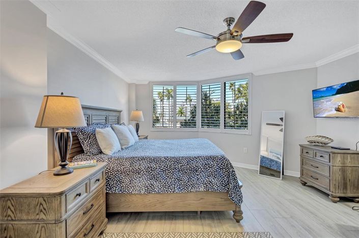 Image No.34-2 Bed Property for sale