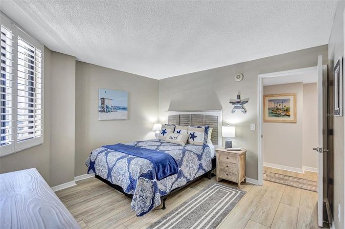 Image No.39-2 Bed Property for sale