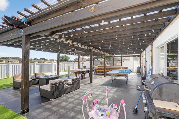 Image No.42-5 Bed Property for sale