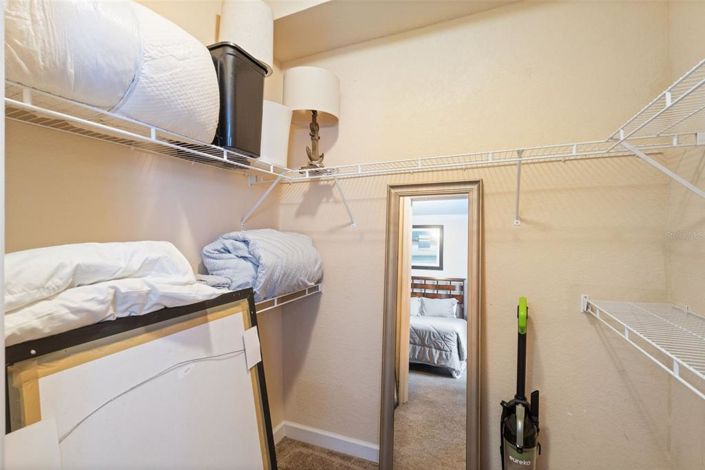 Image No.15-2 Bed Property for sale