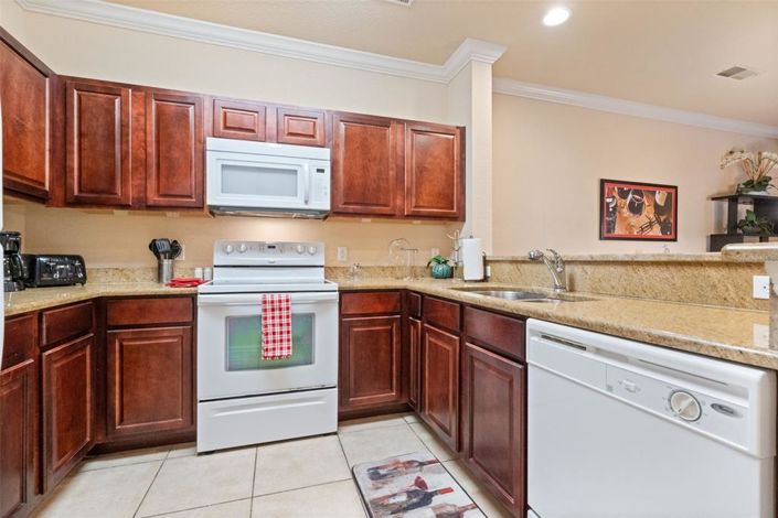 Image No.8-2 Bed Property for sale