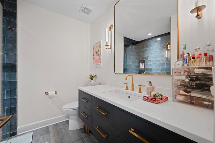 Image No.31-5 Bed Property for sale