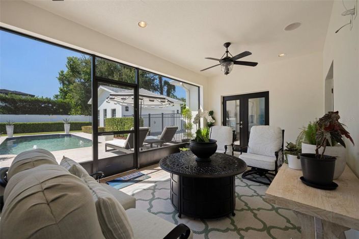 Image No.45-5 Bed Property for sale