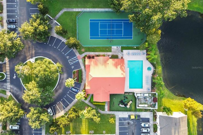 Image No.10-4 Bed Townhouse for sale