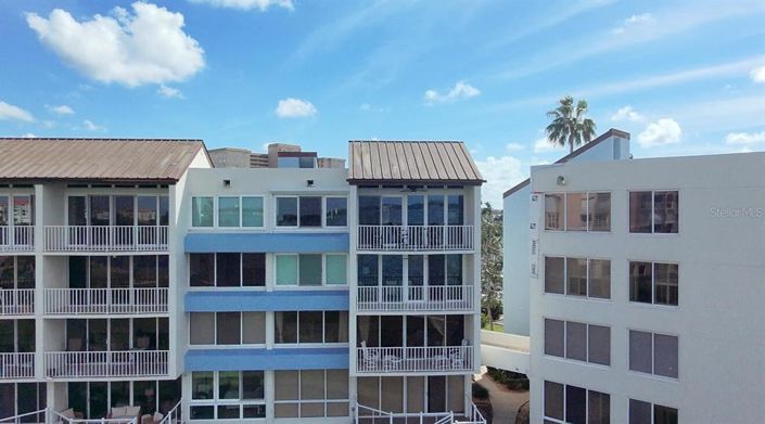 Image No.2-2 Bed Property for sale