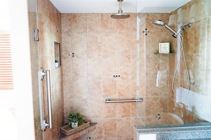 Image No.25-2 Bed Property for sale