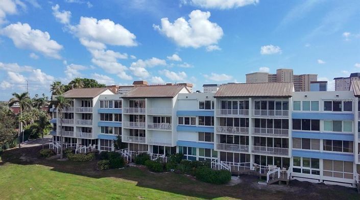 Image No.6-2 Bed Property for sale