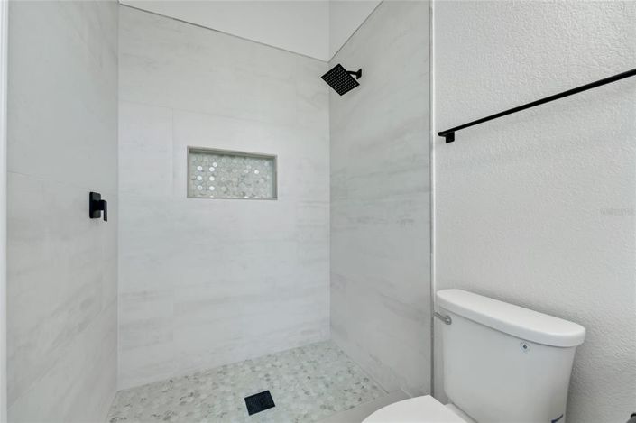 Image No.33-4 Bed Property for sale