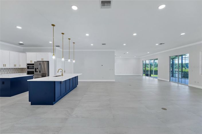 Image No.7-4 Bed Property for sale