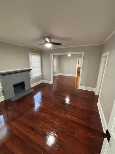 Image No.10-6 Bed Property for sale